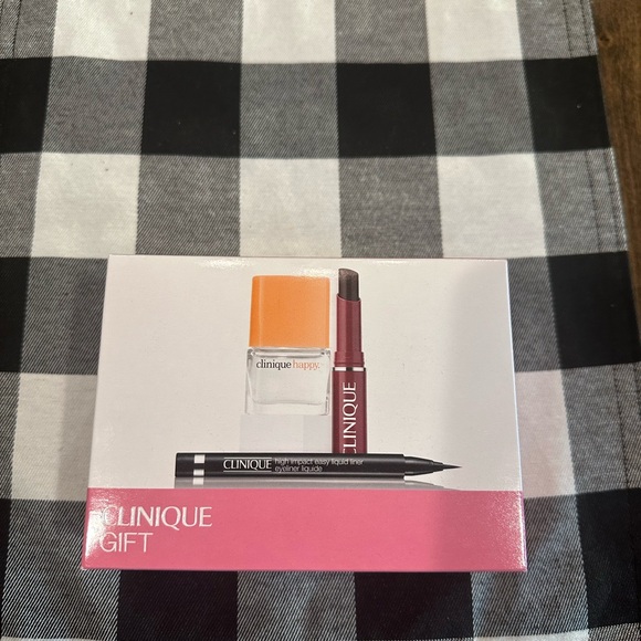 Clinique x Kate Spade makeup pouch NWOT and Clinique makeup gift set NIB - Picture 2 of 13